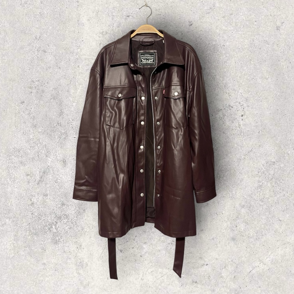 Levi's Leather Shirt Jacket in size L
